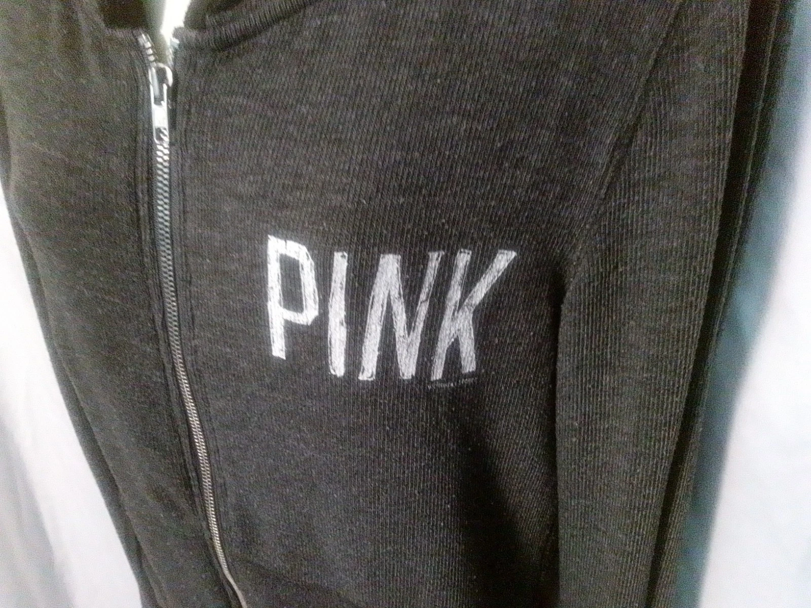 UNDERCOVER Felpa con cappuccio e zip ROSA Victoria's Secret taglia XS