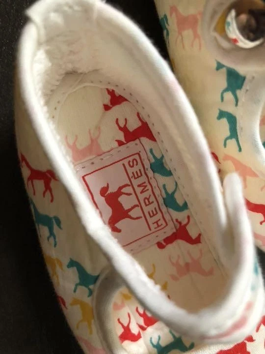 HERMES Bebé Primeros Zapatos Blanco Colorido Patrón Caballo Moda Accesorio de Lujo  Foto 2 de 3