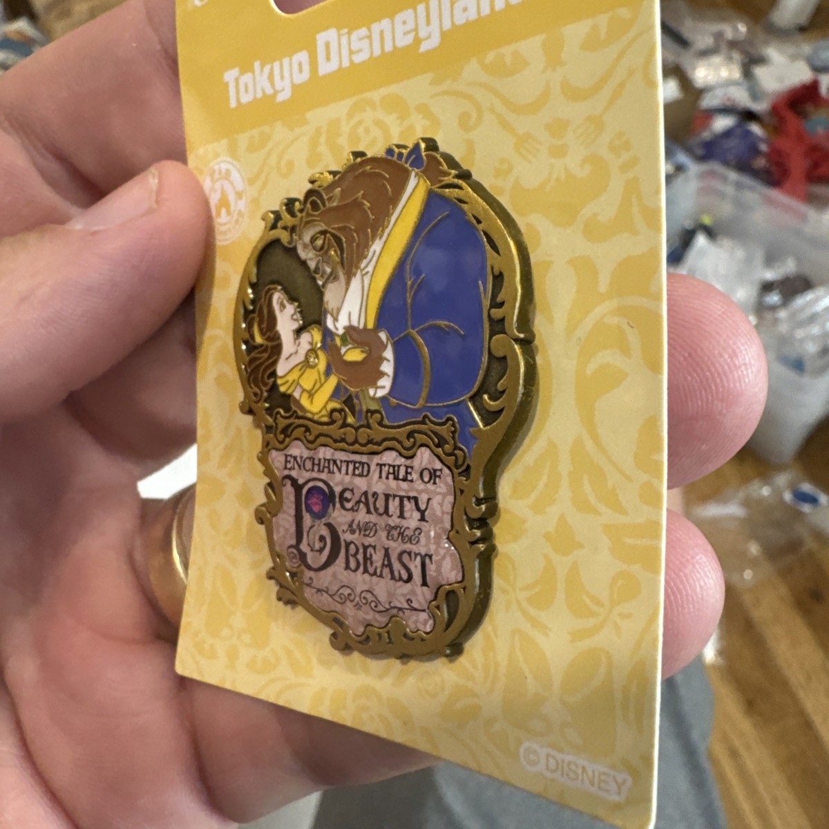 beauty:beast ピンバッジ Disney Belle & Beast Enchanted Tale of Beauty and the Beast
