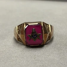 Antique 10k Yellow Gold Masonic Men’s Mason Ring Size 12. 7.39g