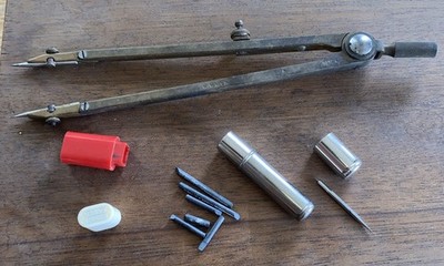 Antiker WHH Messing Zeichner Zeichenkompass schönes Stück