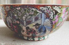 VINTAGE LARGE CHINESE CANTON FAMILLE ROSE PORCELAIN BOWL