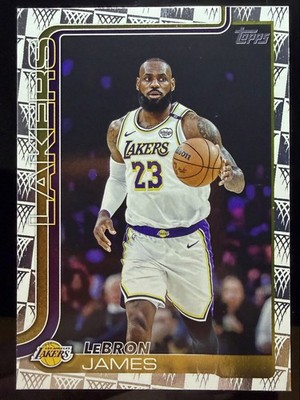 2025-26 Topps - LeBron James #150 Season Tip-Off