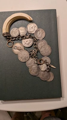 schweres Charivari Tracht Silber 11 Münzen 4 Medaillen,1Hauer,Lederhose,Hemd - Bild 1 von 4