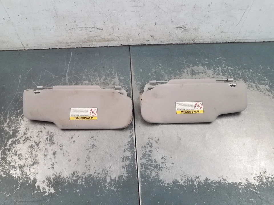 Grand Marquis/Corwn Vic Victoria 2000 parasoles #1010 D2 Foto 2 de 4