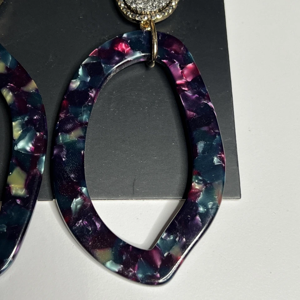 Pendientes perforados grandes BAUBLEBAR estrás negros púrpura manchas negras y azules Foto 3 de 4