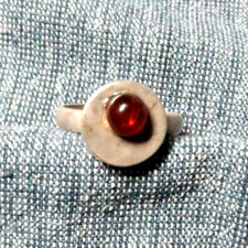 VINTAGE STERLING SILVER HONEY BALTIC AMBER RING SIZE: 5.5