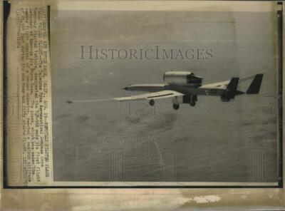 1974 Press Photo Teledyne Ryan Aeronautical Compass Cope Remotely ...