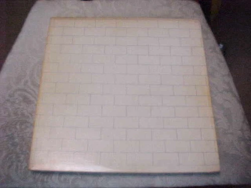 PINK FLOYD - THE WALL - NM VINYL & EX AUDIO & VG++ COVER (1979)