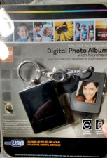 Digital Photo Album Keychain 8 Mb USB Rechargeable 60 Full Color Images-Innovage