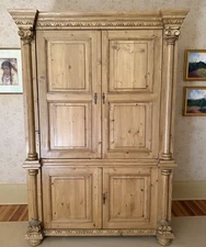 Magnificent New England Bespoke Pine Armoire Wardrobe Linen Press Entertainment