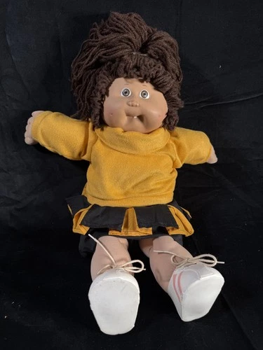 Brunette Brown Eyed '85 Vintage Cheerleader Cabbage Patch Doll (G2A)