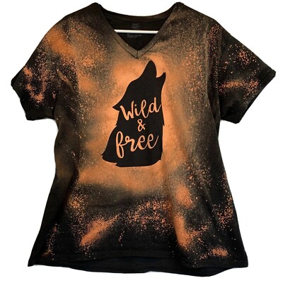 Wolf Wild And Free Bleached Black Large V-neck Short Sleeve Tee T-shirt Womens