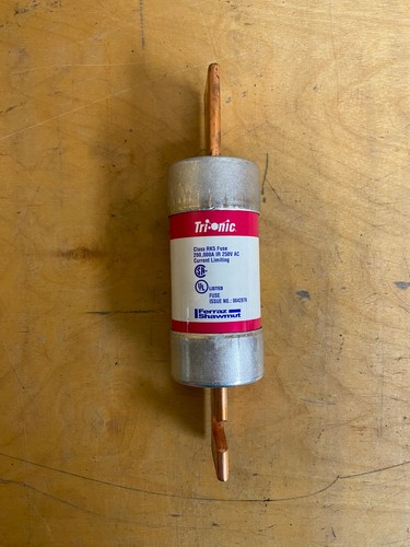 Mersen Tri-Onic Class RK5 300 A Fuse TR300RID - Picture 5 of 10