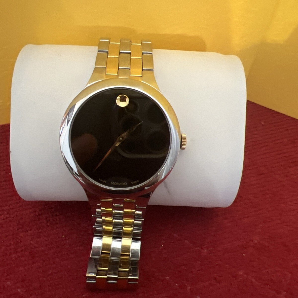 MEN'S MOVADO 2TONE QUARTZ WATCH 8