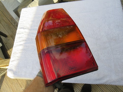 VW Polo 86C 2 II Schrägheck Coupe Rücklicht Rückleuchte links 8871945111 GT 2F