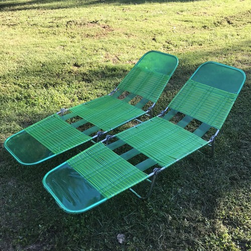 Vintage Folding Vinyl Lawn Lounge Chairs Beach Neon Green (Lot Of 2