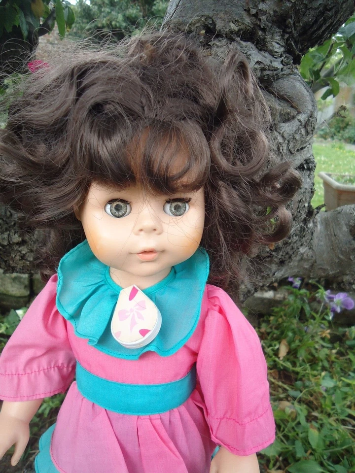 Poupée Katty Kattie de la famille Tinnie Tears par Kenner / Raynal avec sa robe - Photo 2/4