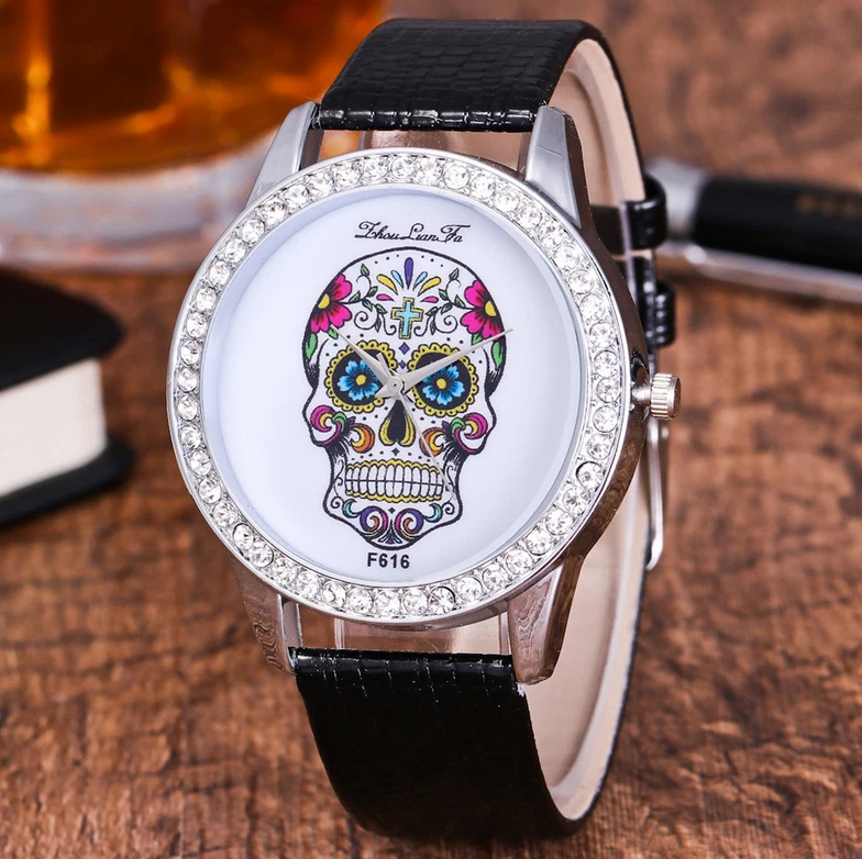 Horloge Tête de Mort Mexicaine