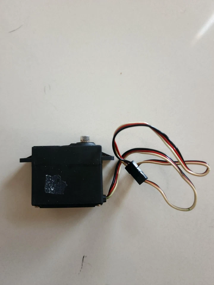 Team Associated S2008 MG Steering Servo - Image 3 of 4