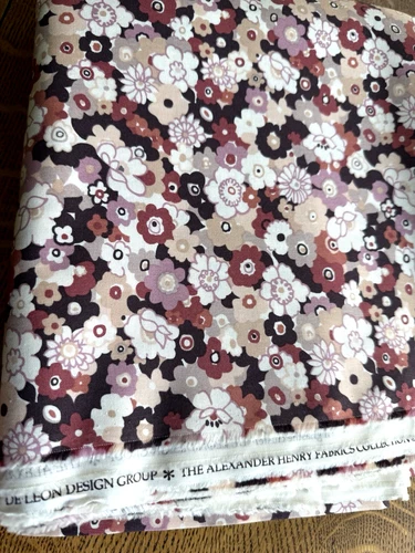 1/2 YD GHASTLIE CLUSTER  PINK Mauve Flower Alexander Henry Cotton Quilt Fabric - product listing photo