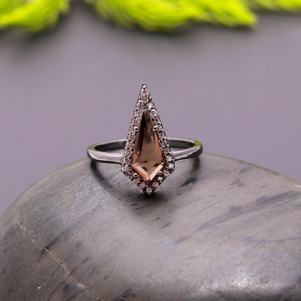 Anillo con forma de cometa de cuarzo ahumado natural plata de ley 925 joyería oxidada negra Foto 2 de 4