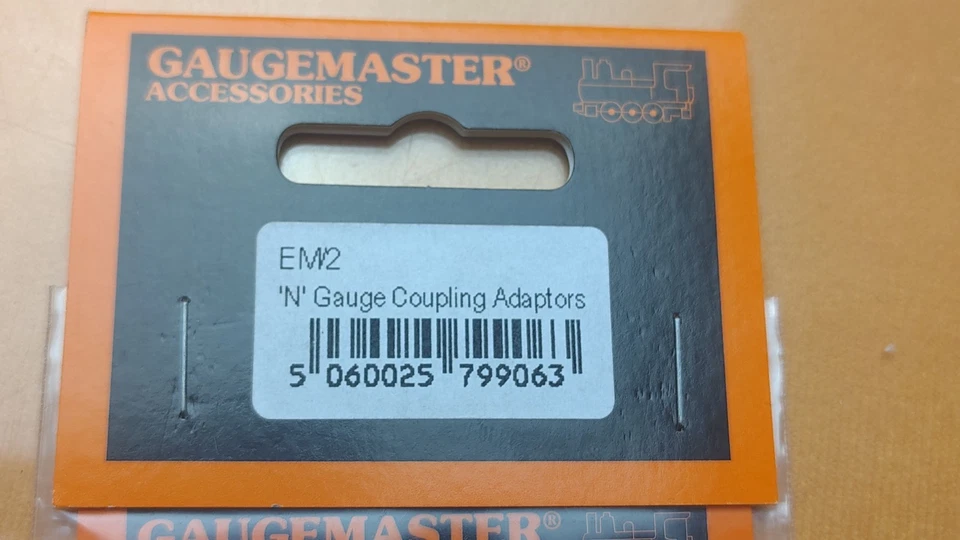 Gaugemaster N Gauge EM/2 Coupling Adaptors - Bagged - Image 2 of 4