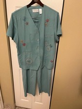 ALFRED DUNNER TWO PIECE SET