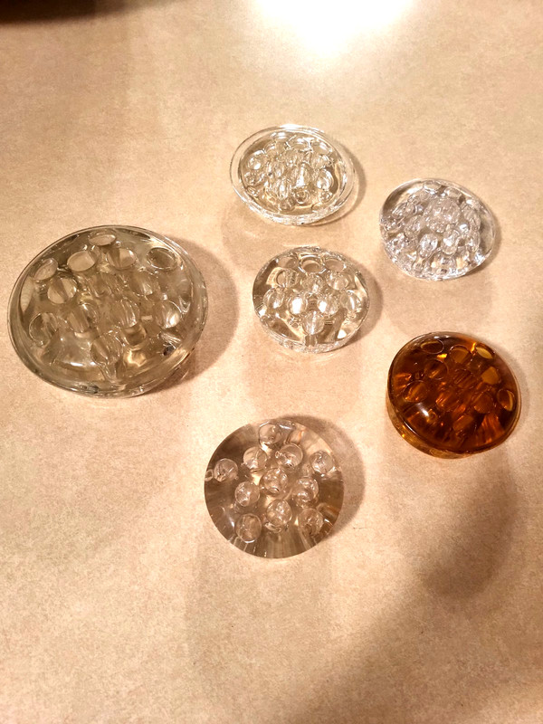 VINTAGE LOT OF 6 GLASS FLOWER ARRANGING FROGS-ONE IS AMBER COLOR