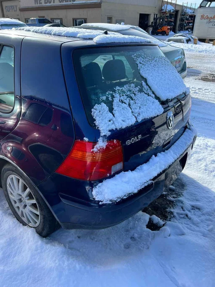 Used Rear Right Door Assembly Rear Side fits: 2003 Volkswagen Golf electric Rear Foto 4 de 4