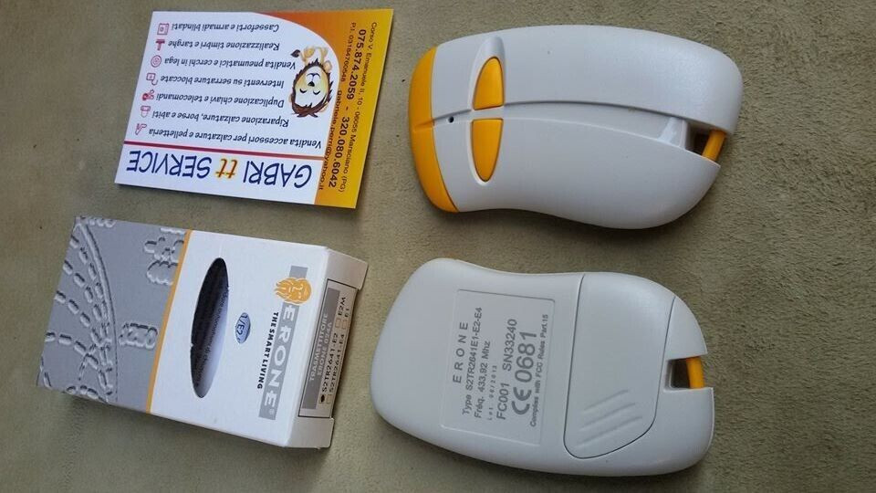 ERONE S2TR2641E2 Trasmettitore 024A 2 Canali 433MHz AM RollingCode Keeloq GIALLO
