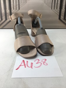 white sliders womens