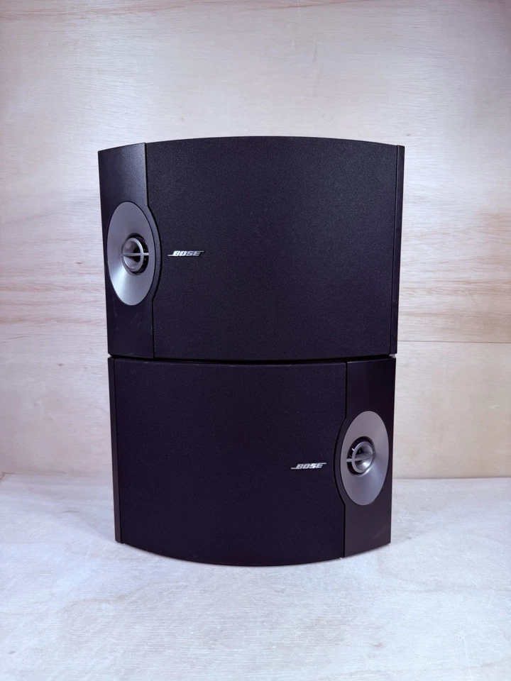 Bose 301 V Series Direct Reflecting Bookshelf Speaker System MATCHED PAIR LOT - Image 2 of 4