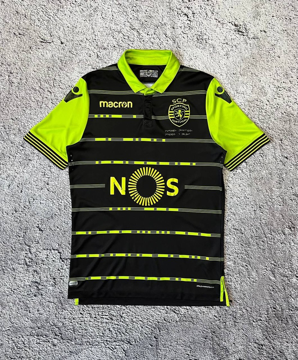 Macron Sporting CP Lisbon Football Shirt Jersey 2017-2018 Black