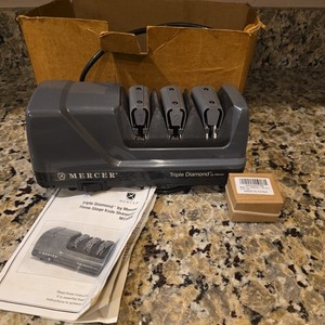 Mercer Culinary M10000 Triple Diamond™ Three-Stage Electric Knife Sharpener