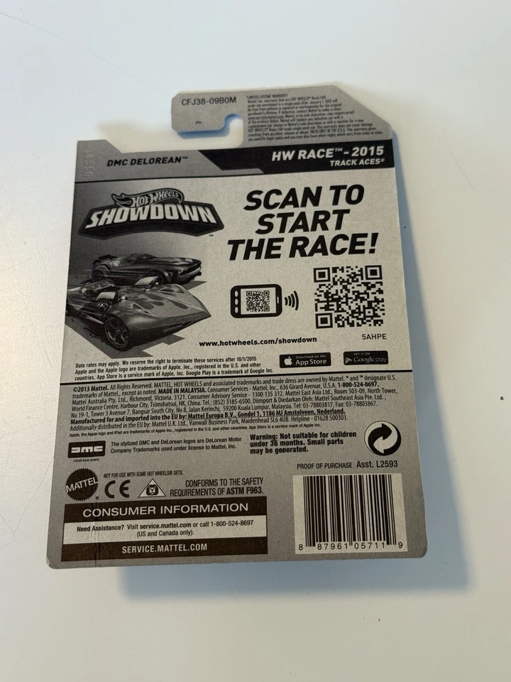 2015 Hot Wheels DMC DeLorean Super Treasure Hunt HW Race 184/250 Red w/Protector - Image 4 of 4