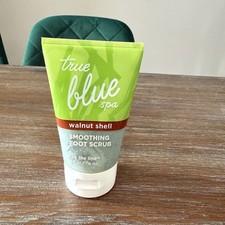 BATH & BODY WORKS TRUE BLUE SPA WALNUT SHELL SMOOTHING FOOT SCRUB 4 OZ New