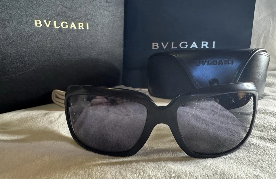 Gafas de sol BVLGARI AUTÉNTICAS 856b negras cuadradas flor cristal edición limitada Foto 2 de 4