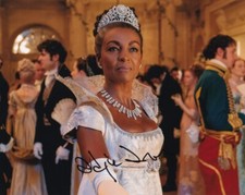 ADJOA ANDOH signed Autogramm 20x25cm BRIDGERTON in Person autograph COA