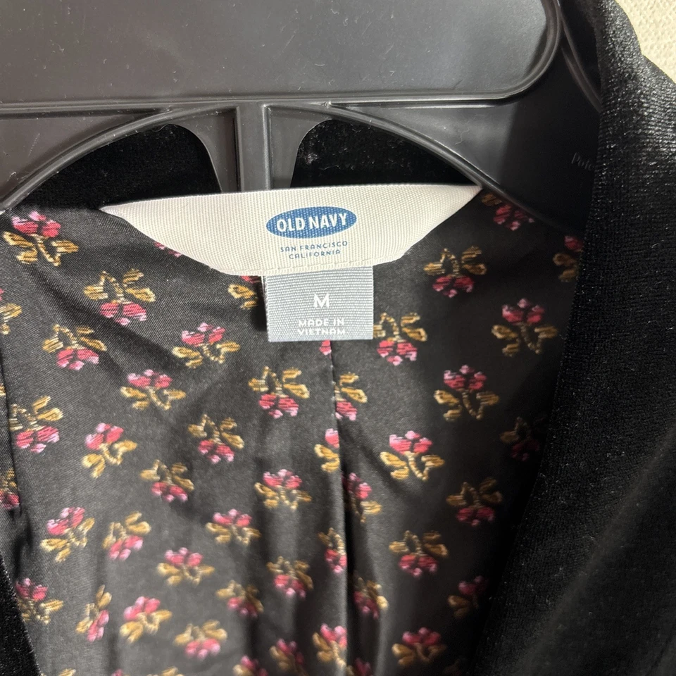 Old Navy 女式天鹅绒派对西装外套黑色花朵衬里 M 码假日 — 第 2/4 张图片
