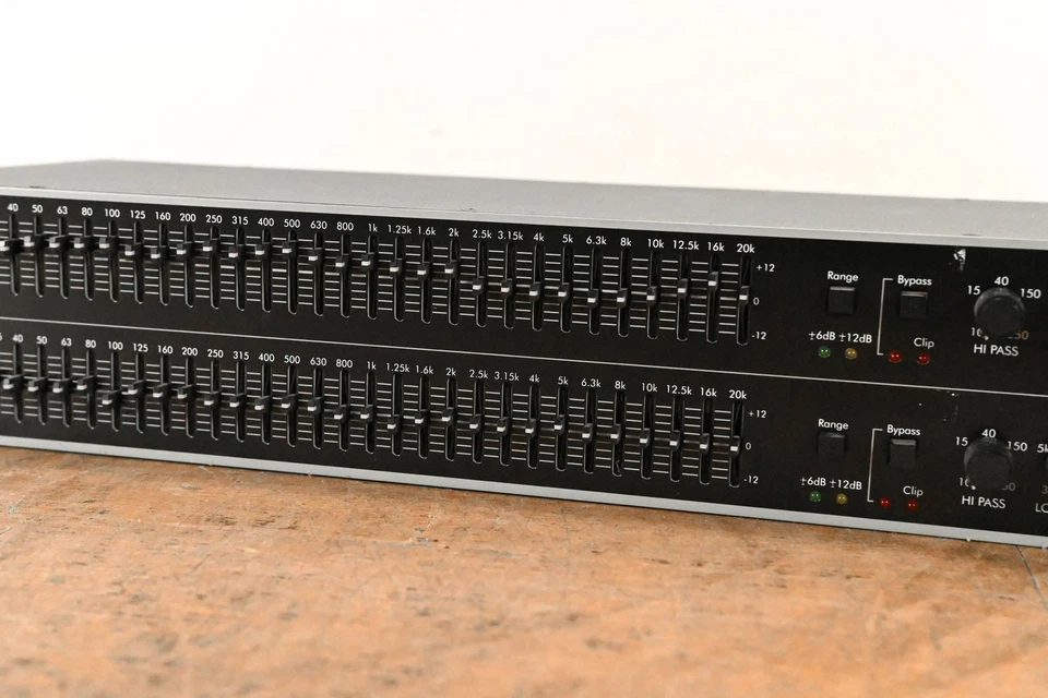 ART EQ-355 Dual-Channel 31-Band Graphic Equalizer CG01R33 - Image 3 of 4