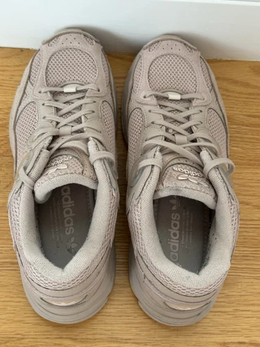 Adidas, Womens Astir Low Wonder Running Shoes, Taupe, Size 8 - Picture 6 of 8