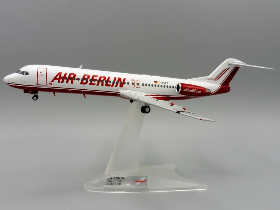 Fokker 100 Air Berlin 1/200 Herpa 571203 D-AGPK F100 Foto 4 de 4