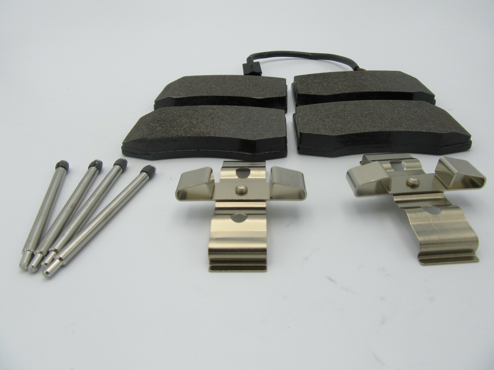 Maserati Ghibli S SQ4 Quattroporte rear brake pads 148