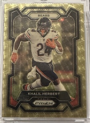 2023 Panini Prizm  Khalil Herbert  Gold Vinyl CASE HIT # d 5/5.  Da Bears 
