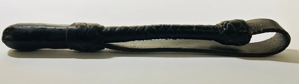 3 Vtg Pcs🔥 9.5" Leather Blackjack Sap & 2 Wood Billy Clubs,  Police Collectable - Image 4 of 4