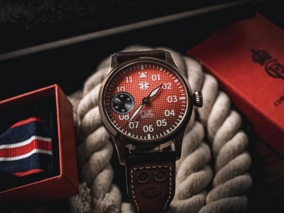 Indie Watch Swell Automatic Watch, PVD Bronze, Red, 42 mm, 257YB - Image 3 of 4