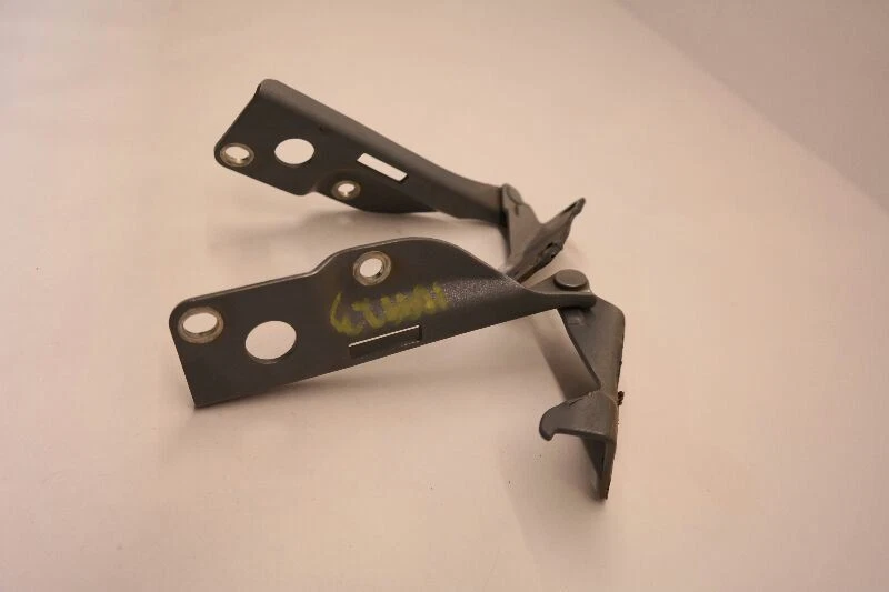 Bisagras capó derecho e izquierdo Nissan Frontier 2005-2017 Foto 3 de 4