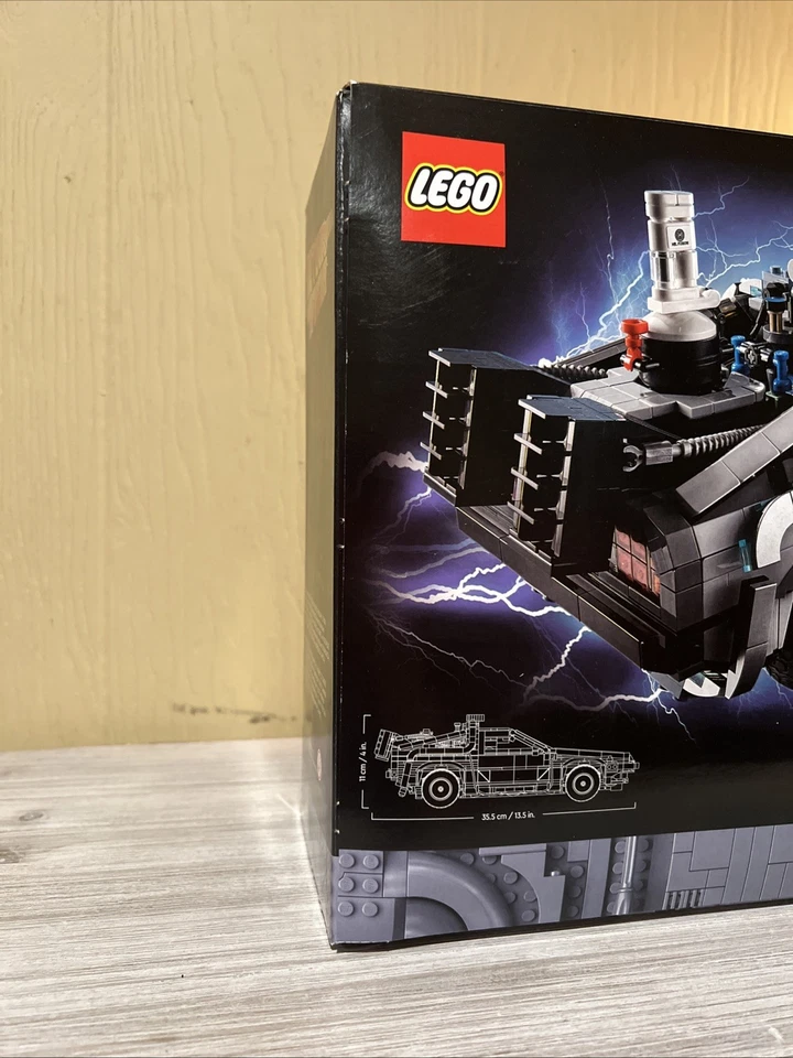 LEGO 10300 Back to the Future - Image 4 of 4