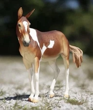 Breyer Mule Winnifred Pinto 2025 Premier Club Model w COA Box & Bag